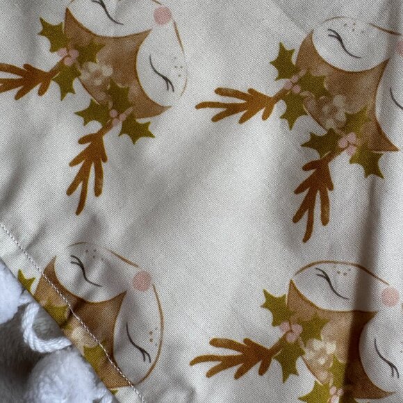 NWT Loic by Design Reindeer Babe Christmas Dog Bandana, White + Tan, Size M - Picture 10 of 13
